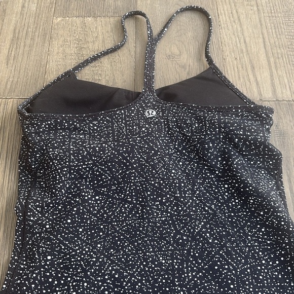 Lululemon | Power Pose Tank *Light Support For A/B Cup Night View White Black - Picture 7 of 10